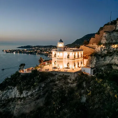 Faro Punta Imperatore Resort *